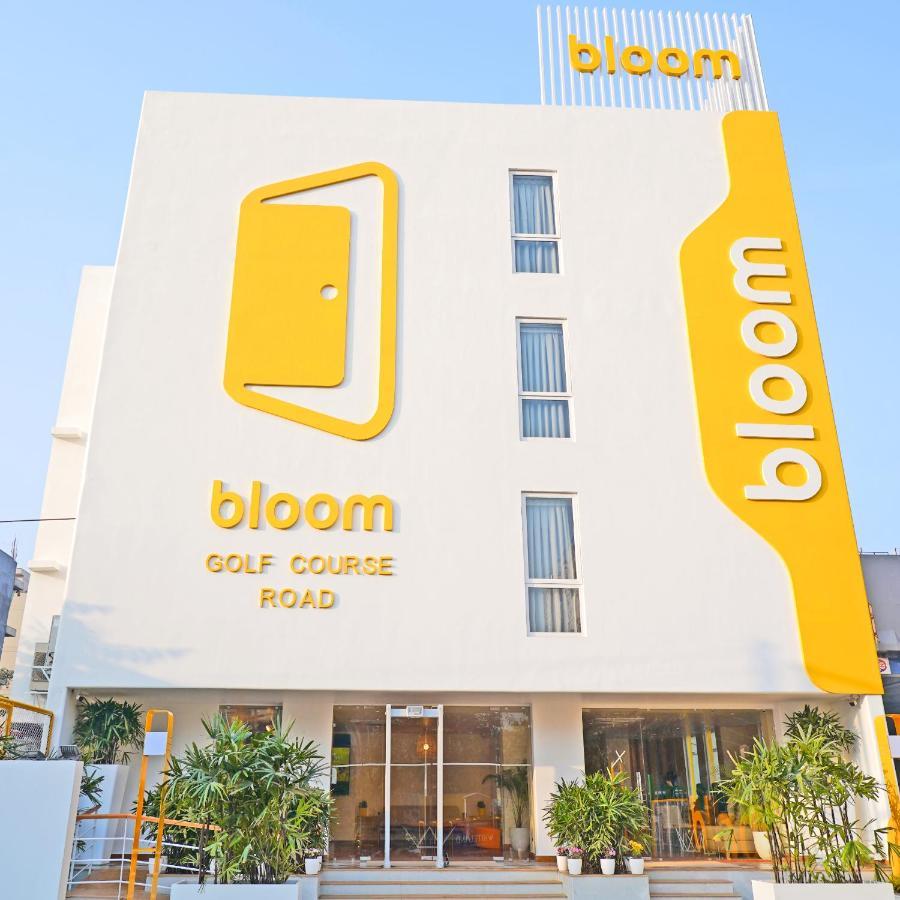 Bloom - Golf Course Road Hotell Gurgaon Exteriör bild